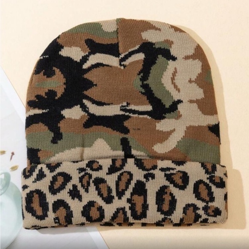 ✨NEW Camouflage and Leopard Print Beanie